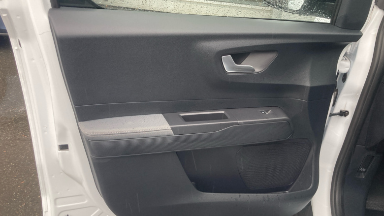 Ford Transit Courier E-Transit Courier 100kW 43kWh Limited Van Auto